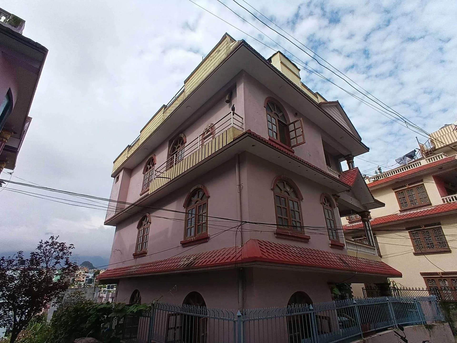 House For Sale At Syuchatar 1
