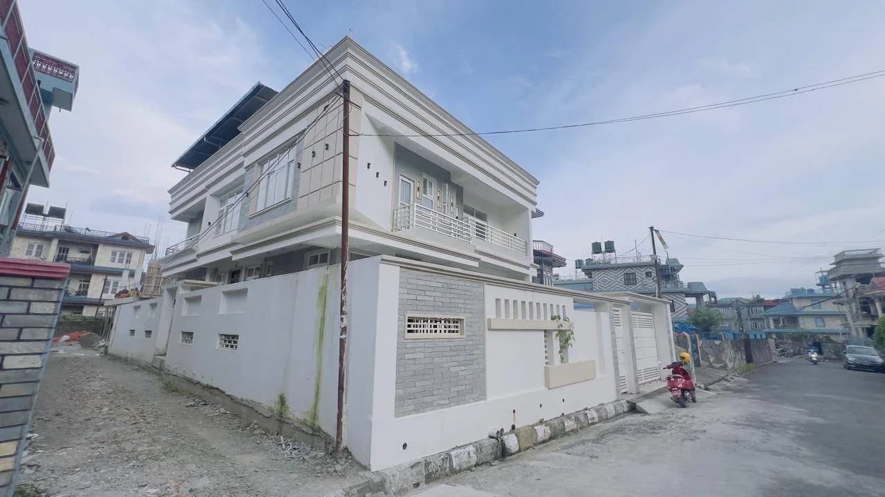 Bungalow House For Sale At Rambazar 3