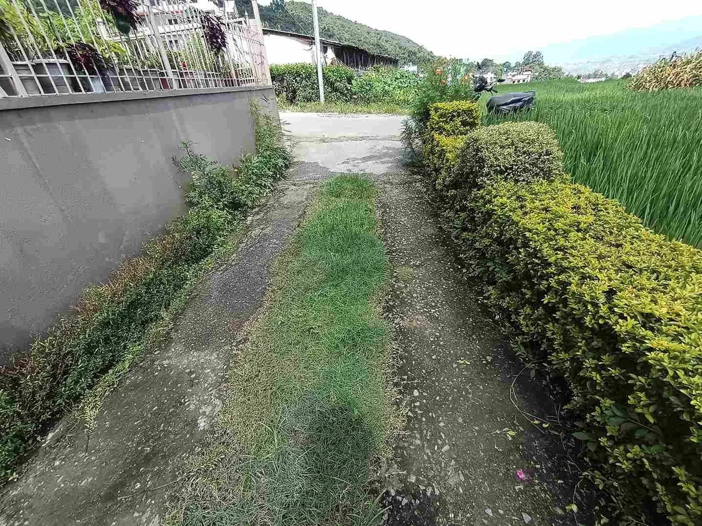 Land For Sale At Sipadol 4