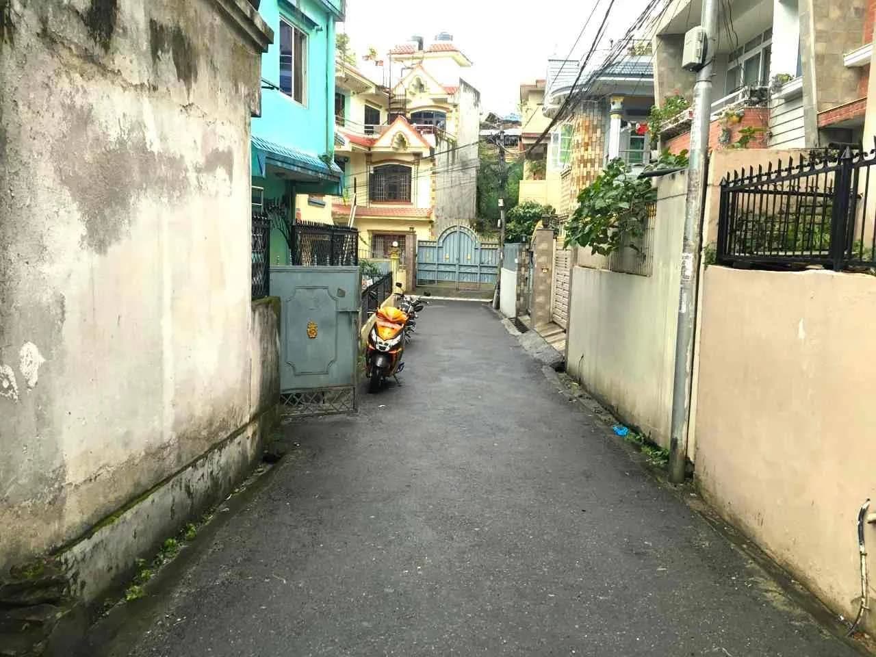 Land With House For Sale At Kapan 4
