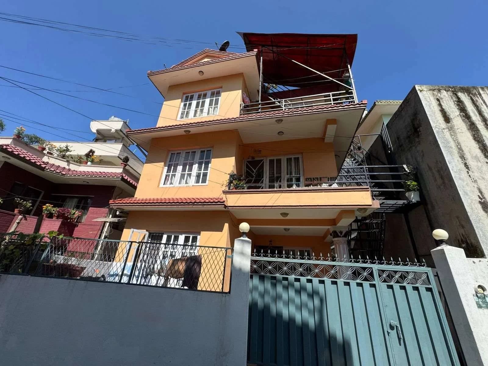 House For Sale At Golfutar 1