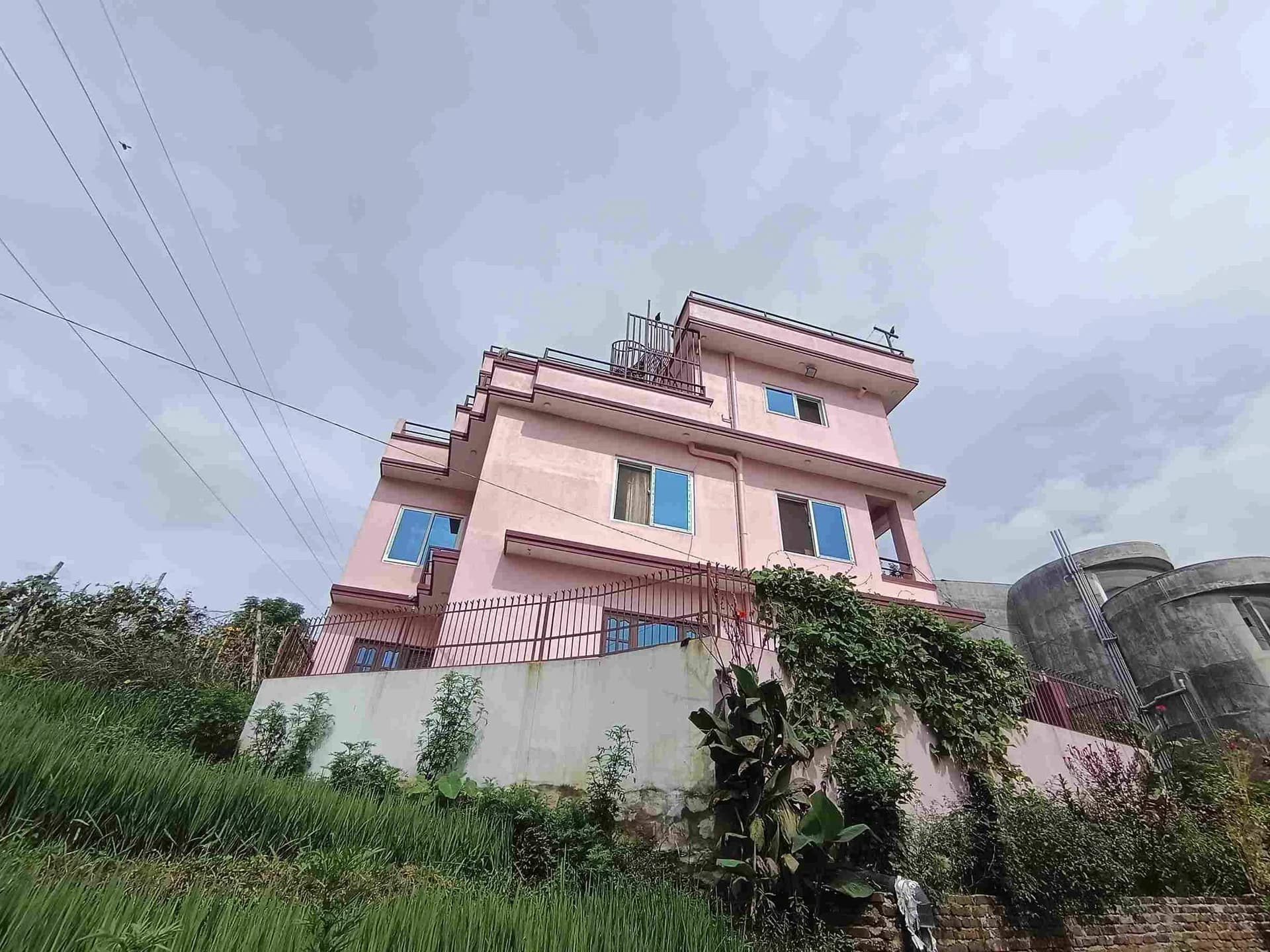 House For Sale At Sipadol 2