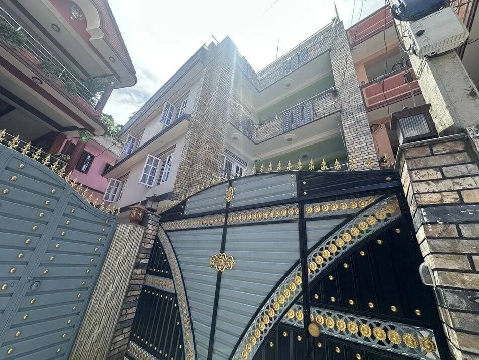 House For Sale At Makalbari 1