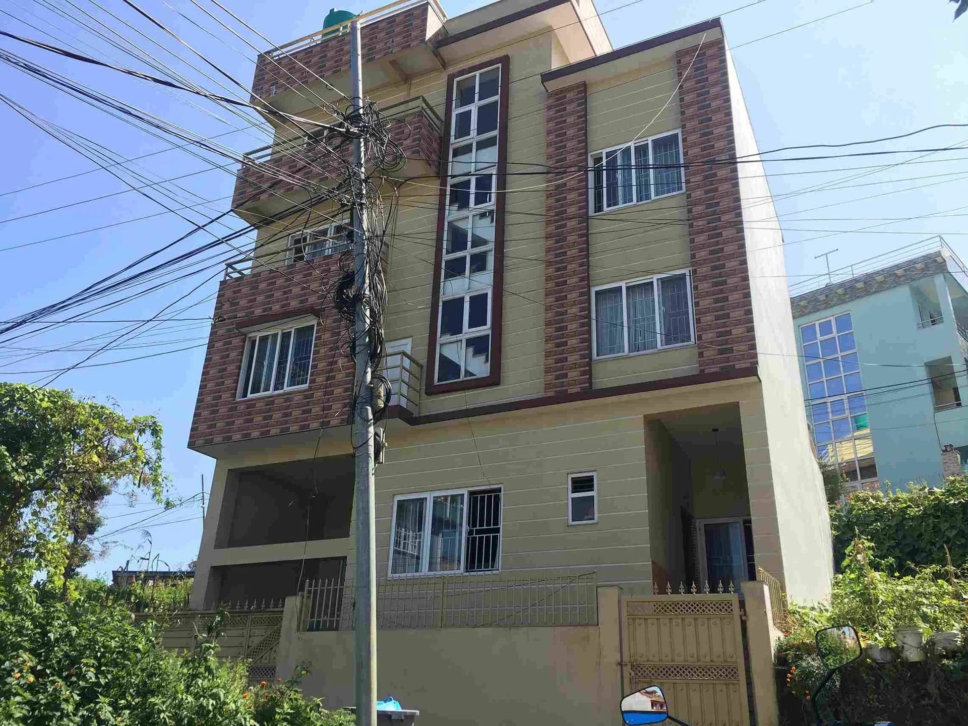 House For Sale At Kapan 1