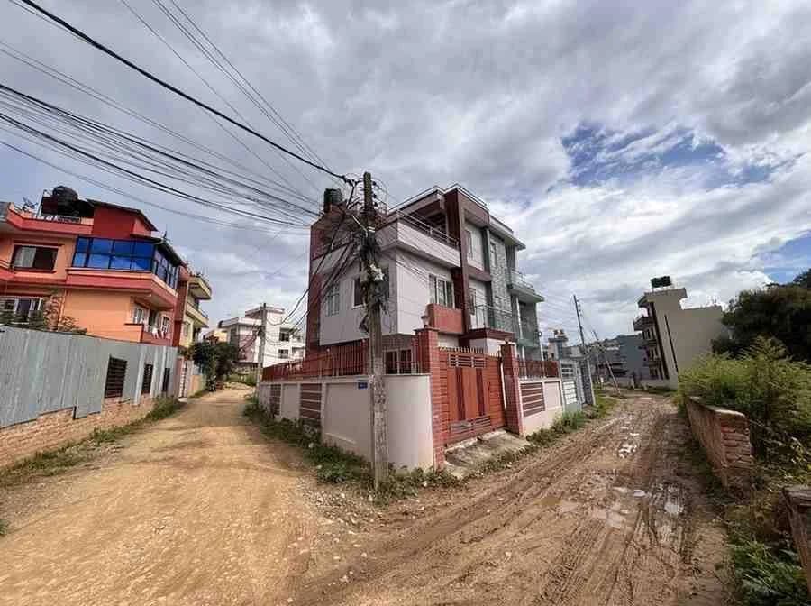 House For Sale At Bhaisepati 1