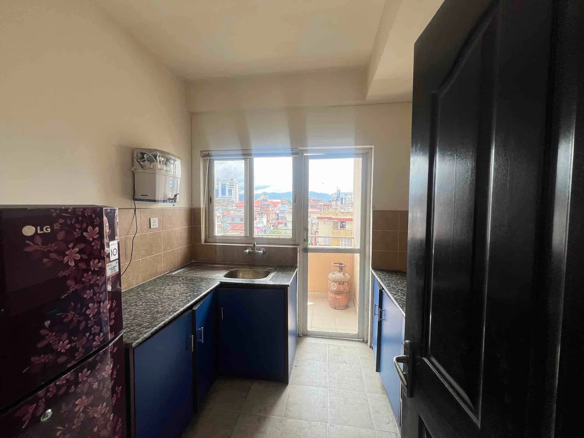 Sunrise Apartment For Sale At Anamnagar 4