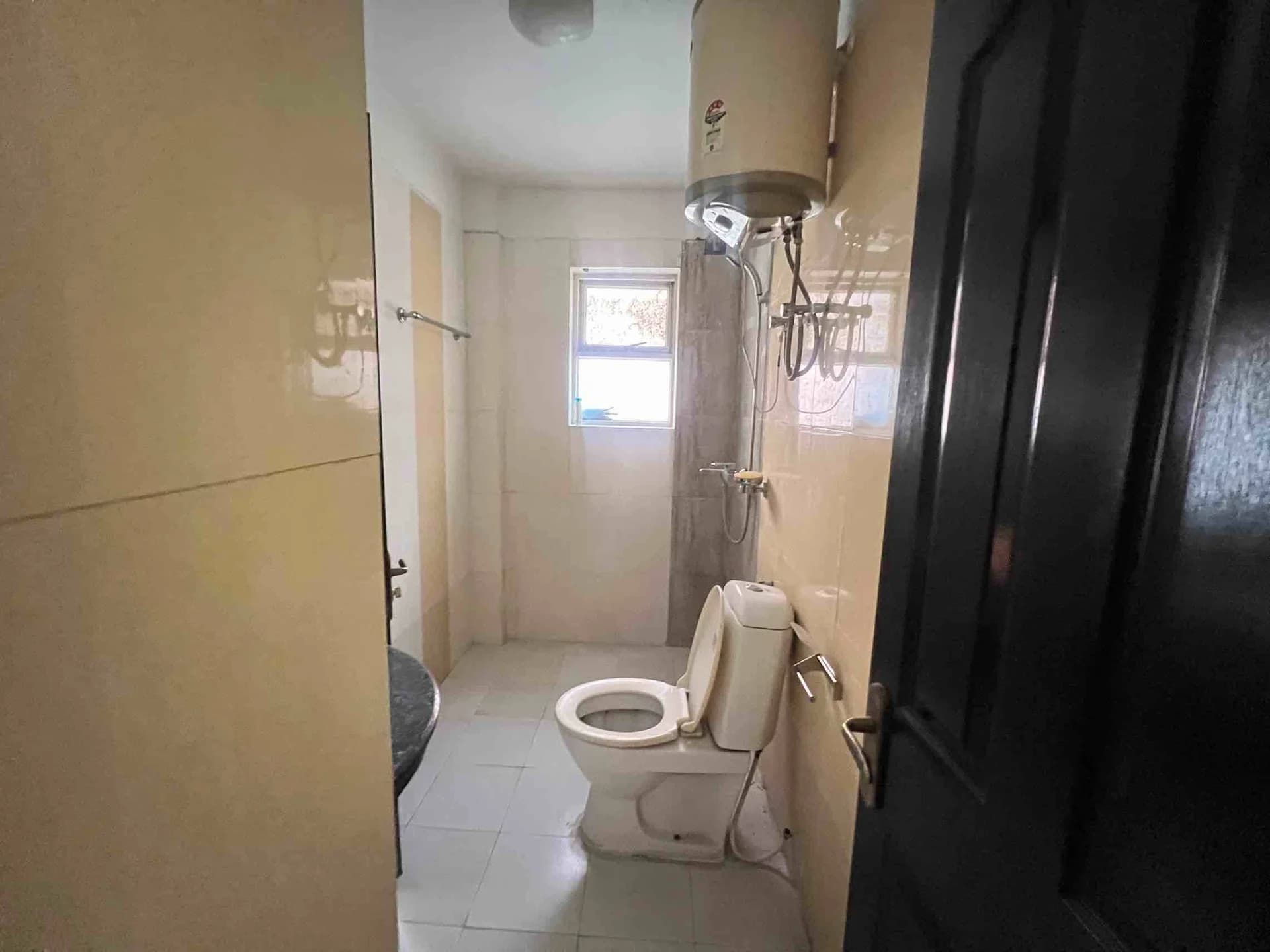 Sunrise Apartment For Sale At Anamnagar 5