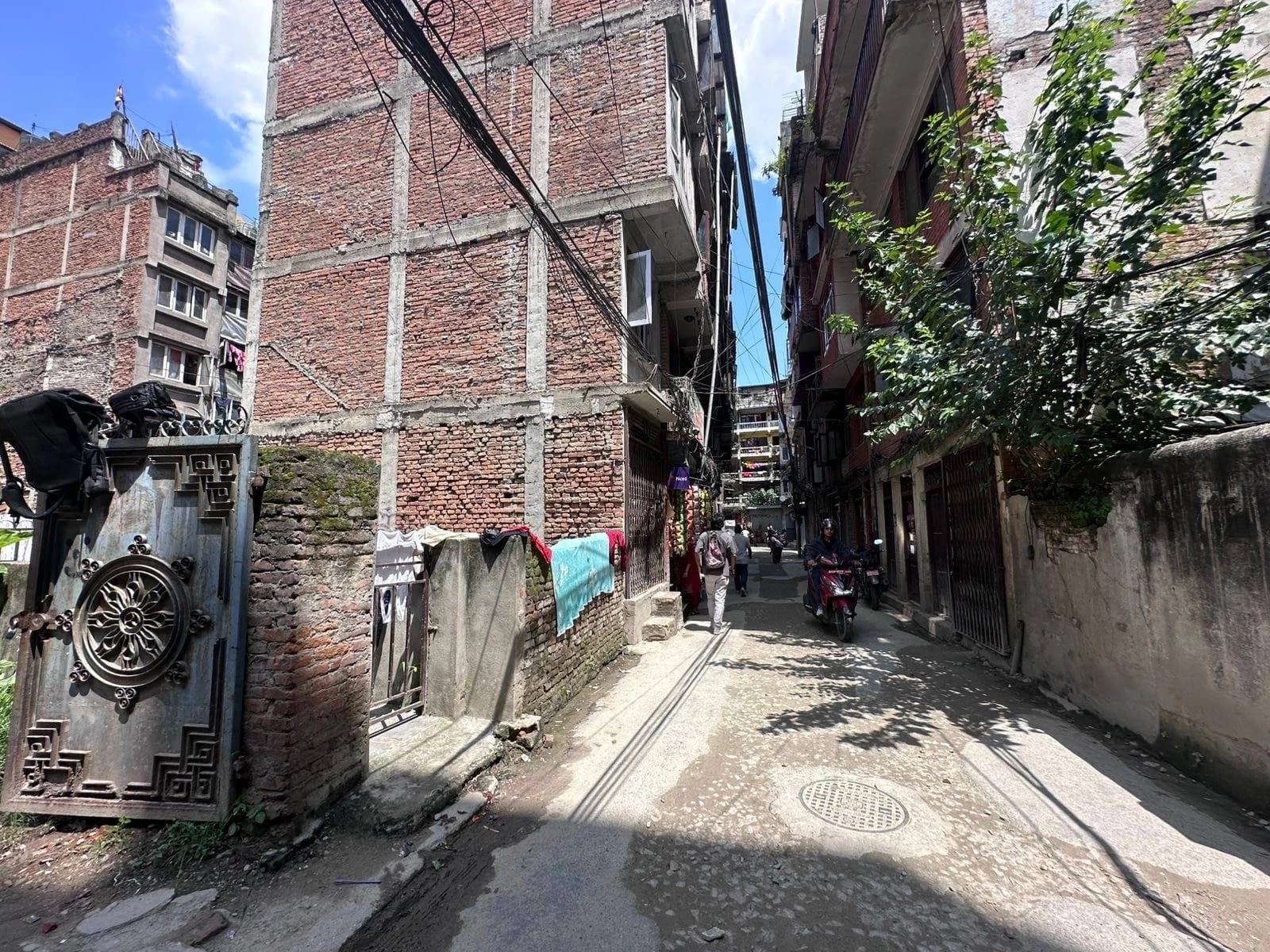 Land For Sale At Jamal 4