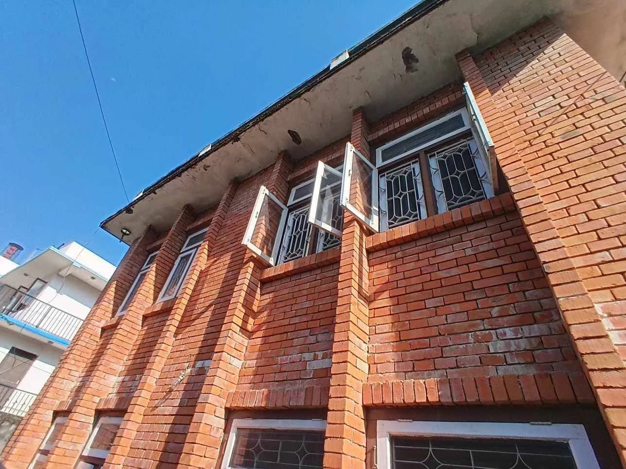 Land With Old House For Sale At Baluwatar 4