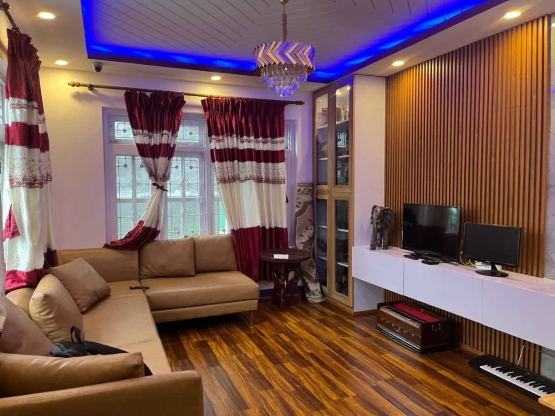 House For Sale At Nakhipot 4